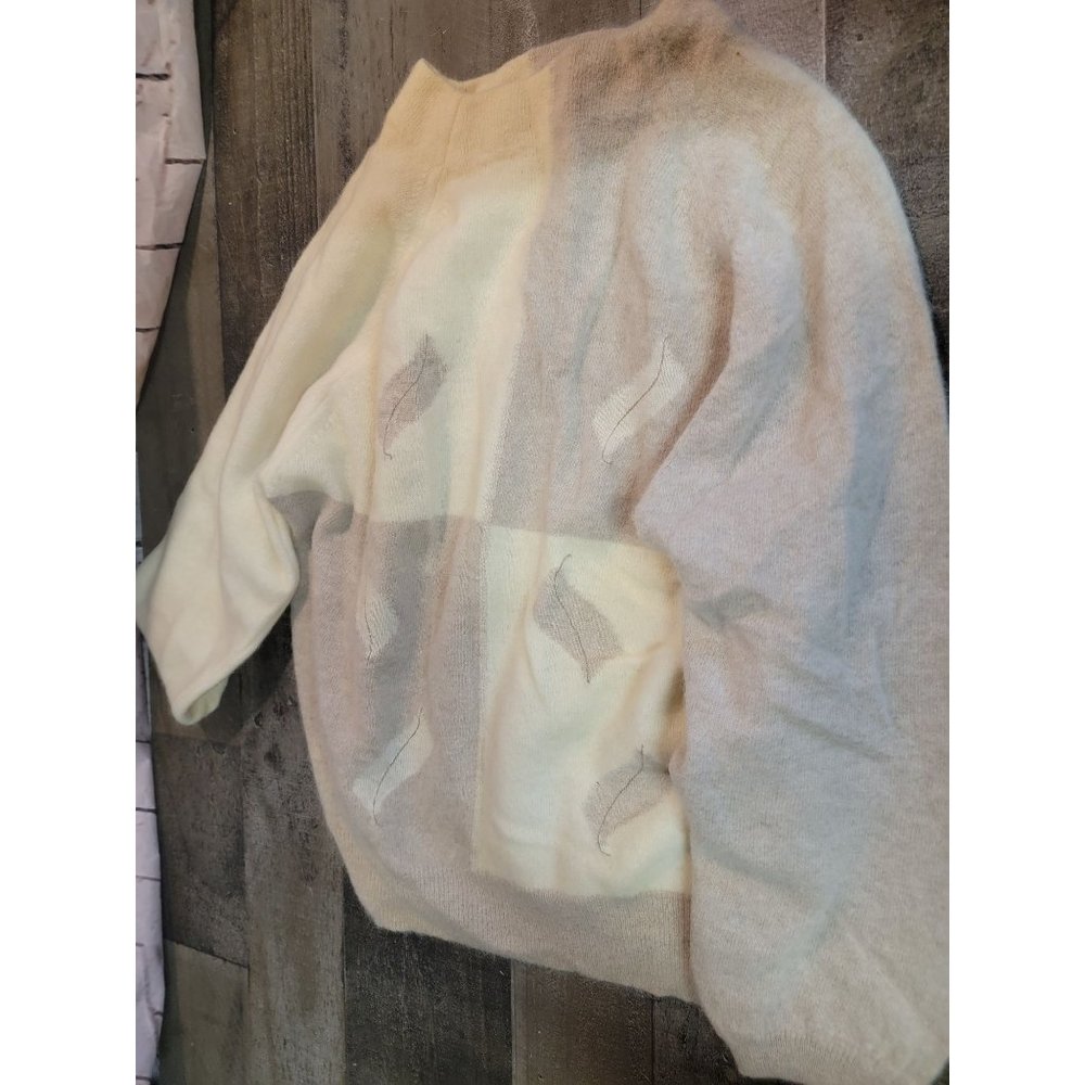 Intarsia Bobbie Brooks fall leaf pattern gray white‎ pullover sweater women